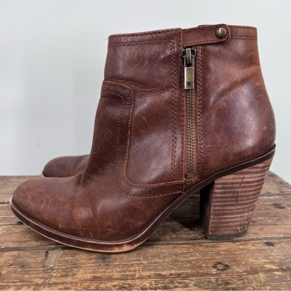 Lucky Brand Brown Leather Eugina Double Zip Ankle Booties - Picture 1 of 10